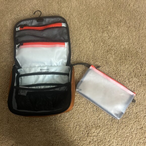 SHERPANI   Hanging Toiletry Cosmetics Travel Bag Co-pilot Moroco - Picture 2 of 2